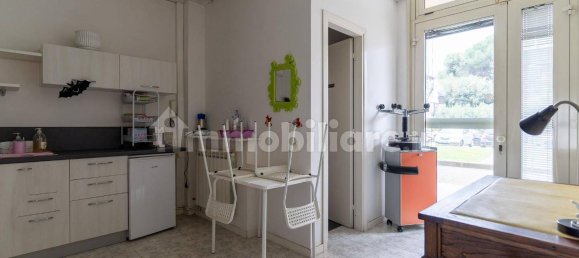 5 rooms Office in Empoli, Italy No. 174335 9