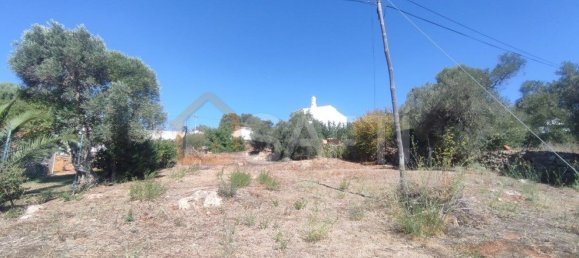 1010m² Land in Loule, Portugal No. 74057 3