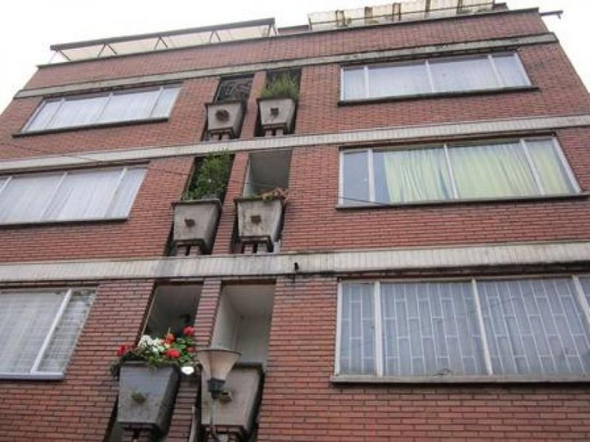 3 bedrooms House in Bogota, Colombia No. 11089