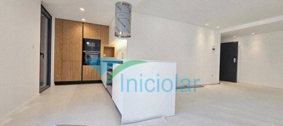 3 bedrooms Apartment in Rio Tinto, Portugal No. 276885 6