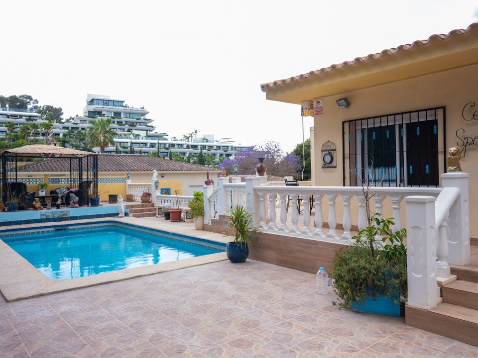 Вилла с 5 спальнями в Л'Альбир, Испания № 277854