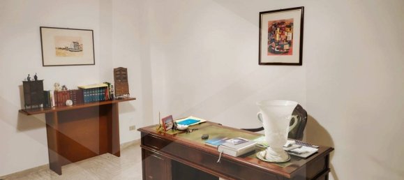 3 Schlafzimmer Wohnung in Bari, Italy, Nr. 21466 2