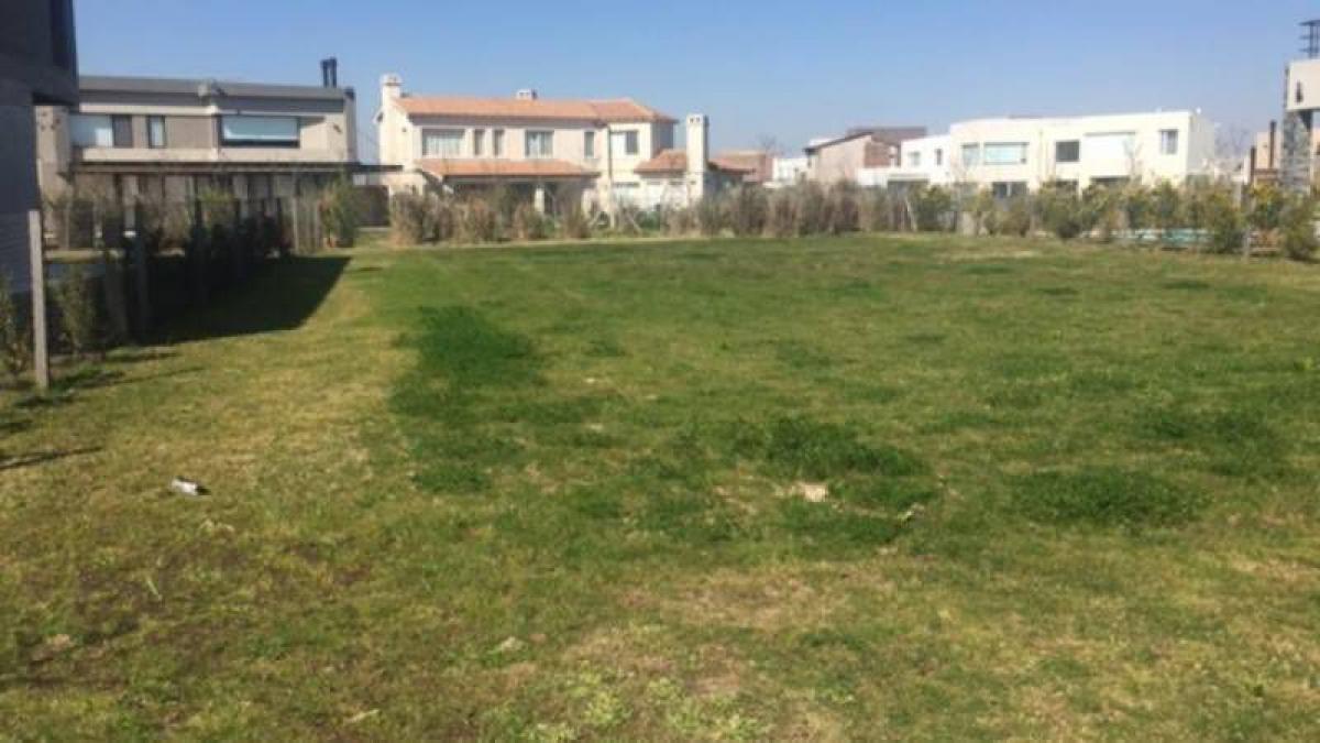  Land in Tigre, Argentina No. 49623