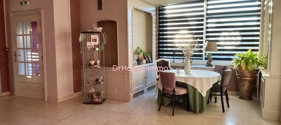 6 rooms Apartment in Nord, France No. 52411 3