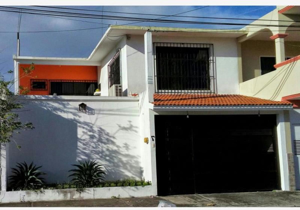Casa de 3 dormitorios en Veracruz, Mexico No. 218441