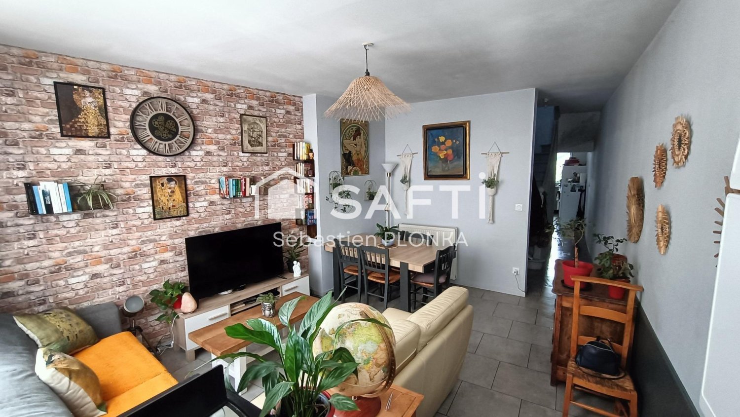 3 chambres Maison à Saint-Quentin, France No. 152724