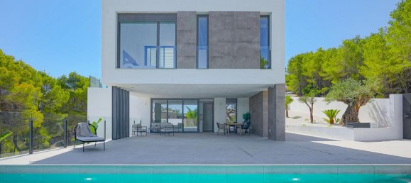 4 bedrooms Villa in Moraira, Spain No. 9694 2