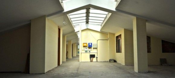 Propiedad comercial en Valencia, Spain 2380 m² No. 90968 14