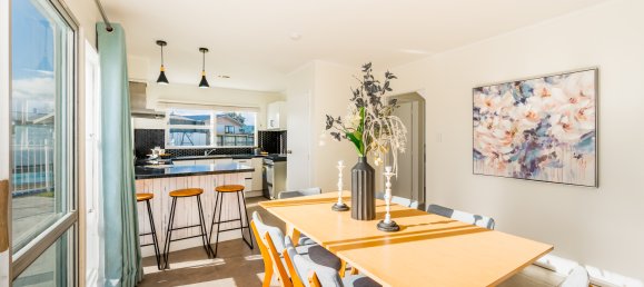 4 bedrooms House in Paraparaumu, New Zealand No. 22 7