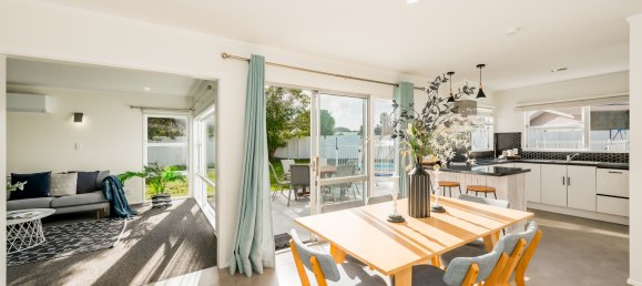 4 bedrooms House in Paraparaumu, New Zealand No. 22 9