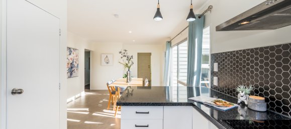 4 bedrooms House in Paraparaumu, New Zealand No. 22 12