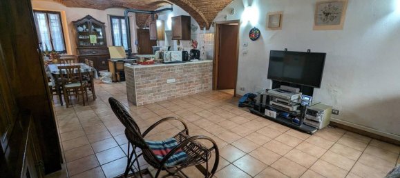 4-Zimmer Haus in Poirino, Italy, Nr. 24416 8