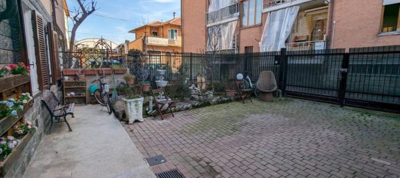 4-Zimmer Haus in Poirino, Italy, Nr. 24416 3