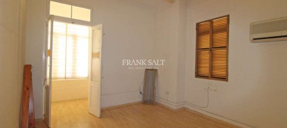 3 غرف نوم تاون هاوس في Paola, Malta رقم 8068 6