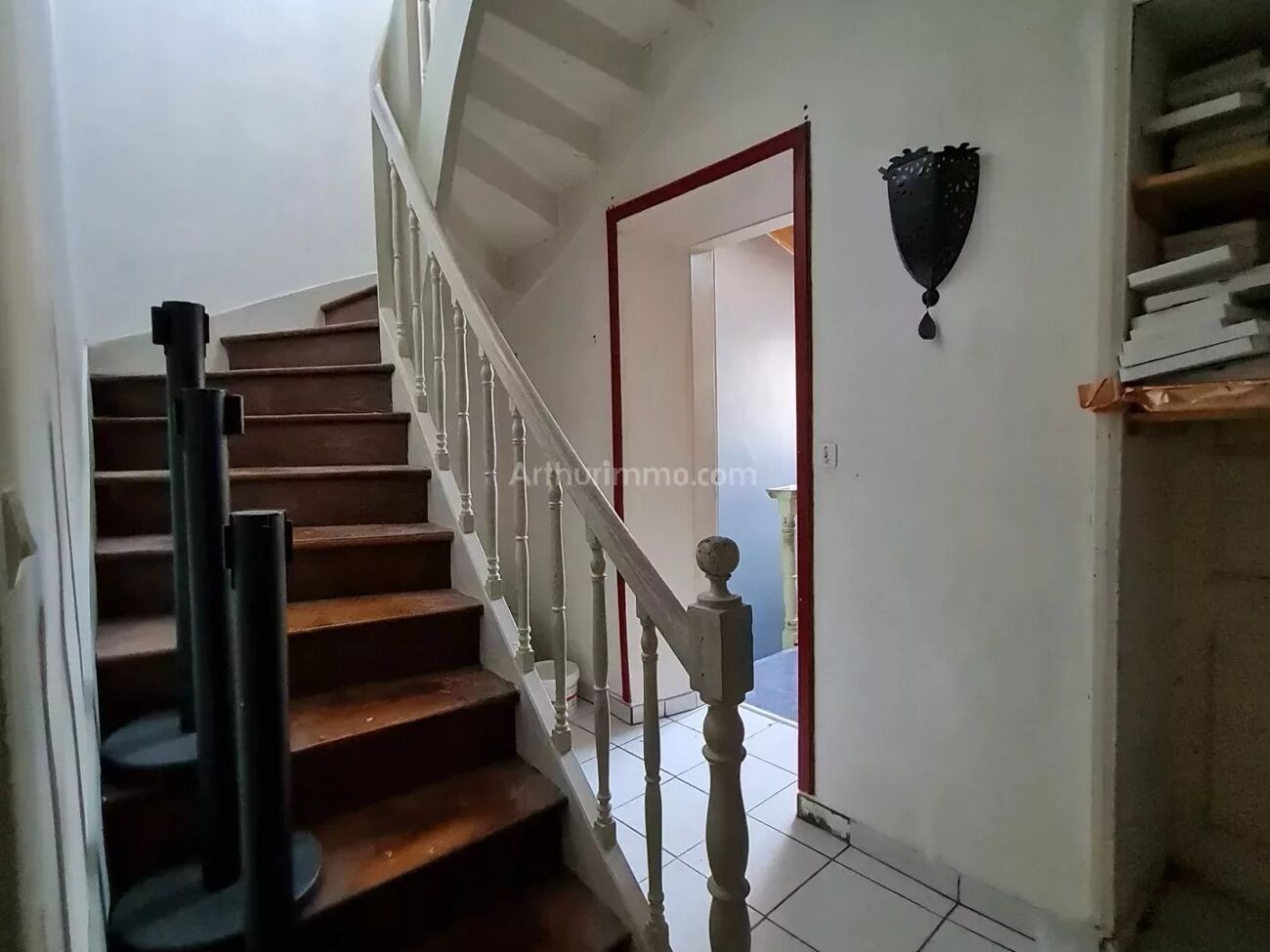 5 bedrooms Commercial property in Pluvigner, France No. 197882