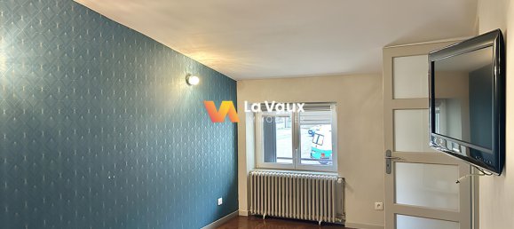 4 bedrooms House in Lay-Saint-Christophe, France No. 54194 8