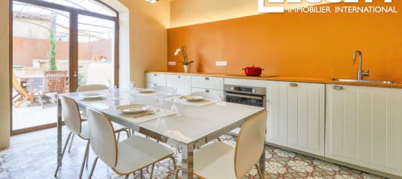 Дом с 5 спальнями в Рюстрель, Франция № 285010 10