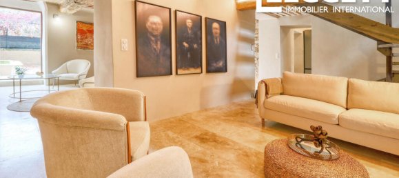 Дом с 5 спальнями в Рюстрель, Франция № 285010 9