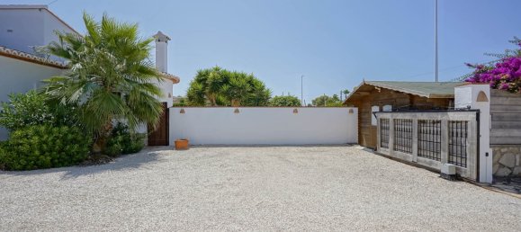 Вилла с 3 спальнями в Аликанте, Испания № 188401 3