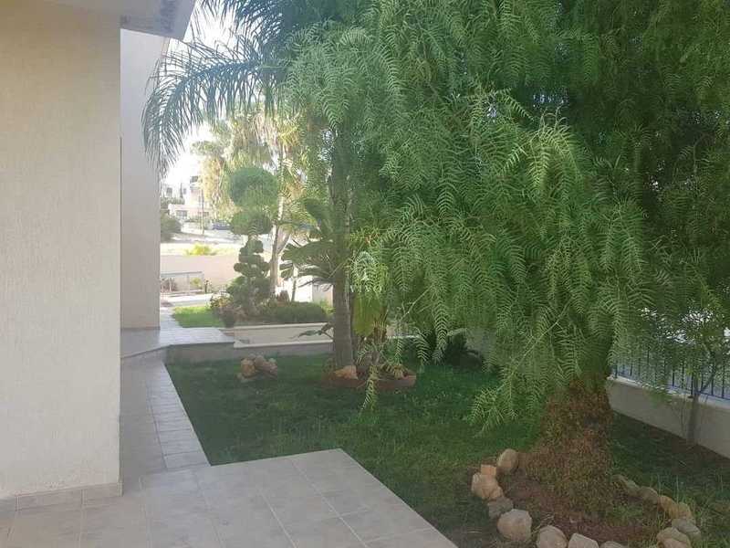 5 غرف نوم فيلا في Agios Athanasios, Cyprus رقم 19135