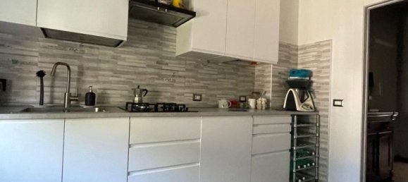 3-salle Appartement à Parma, Italy No. 225845 5