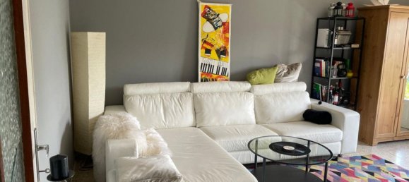 3-salle Appartement à Parma, Italy No. 225845 2