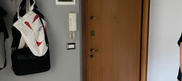 3-salle Appartement à Parma, Italy No. 225845 12