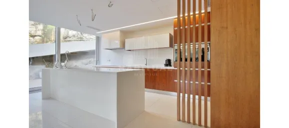 5 bedrooms House in Viana do Castelo, Portugal No. 144942 17