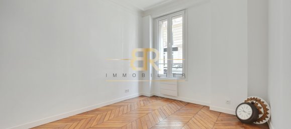 2 bedrooms Apartment in Clichy, France No. 167726 9