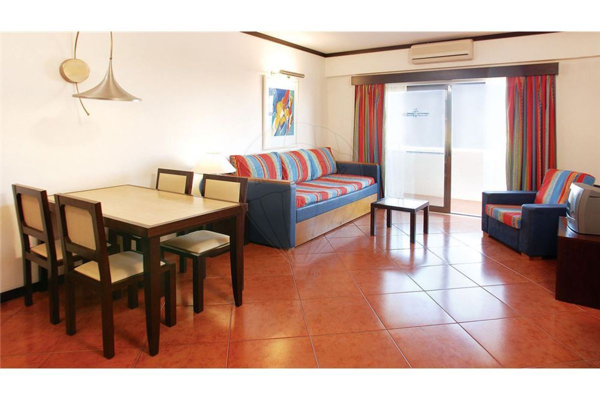 1 bedroom Apartment in Albufeira, Portugal No. 11237