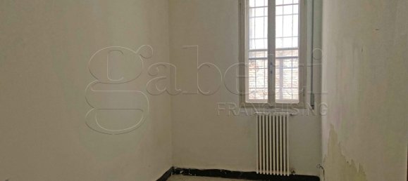 3 bedrooms Apartment in Ferrara, Italy No. 344783 13