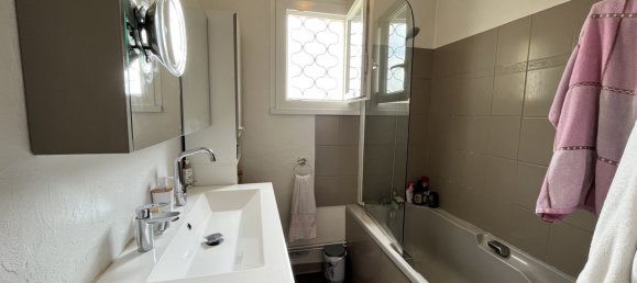 Villa de 2 dormitorios en Propieres, France No. 197902 8