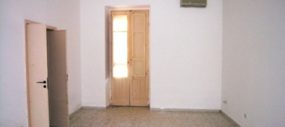 Casa de 8 habitaciónes en Pachino, Italy No. 276513 4