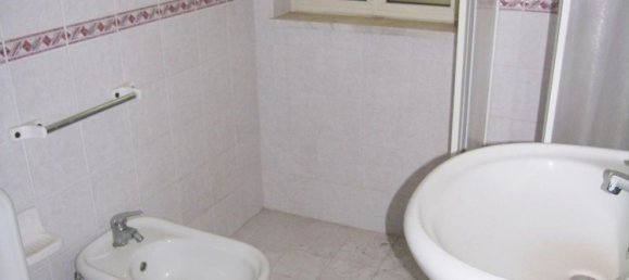 Casa de 8 habitaciónes en Pachino, Italy No. 276513 14