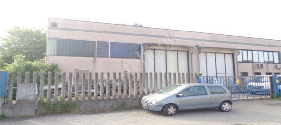 1 room Commercial property in Lodi, Italy No. 314681 6