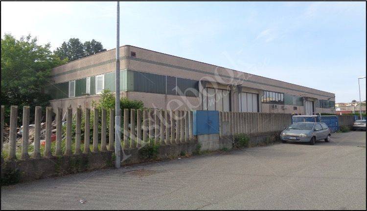 1 room Commercial property in Lodi, Italy No. 314681