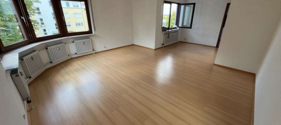 Квартира с 3 спальнями в Ludwigsburg, Германия № 270614 5