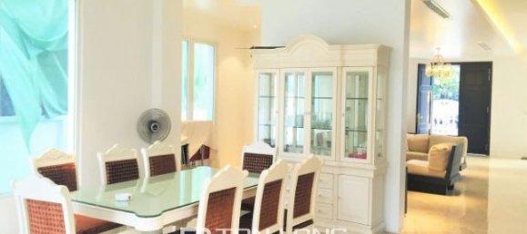 4 bedrooms Villa in Long Bien, Vietnam No. 3391 5