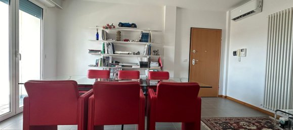 Apartamento de 3 habitaciónes en Tortoreto, Italy No. 201410 4