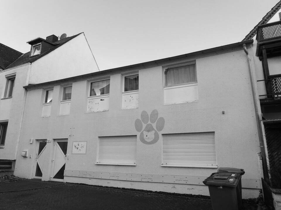 3 bedrooms Building in Limburg-Weilburg, Germany No. 128263