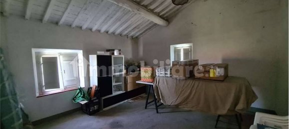 4 bedrooms House in Porcari, Italy No. 118027 15