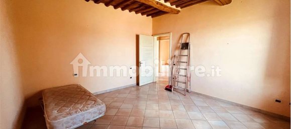 4 bedrooms House in Porcari, Italy No. 118027 31