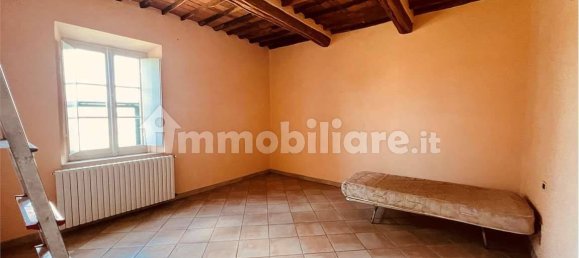 4 bedrooms House in Porcari, Italy No. 118027 30