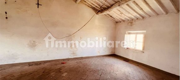 4 bedrooms House in Porcari, Italy No. 118027 35