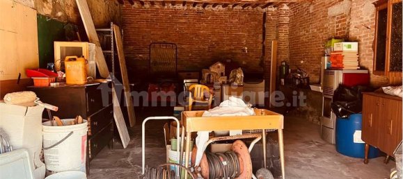 4 bedrooms House in Porcari, Italy No. 118027 20