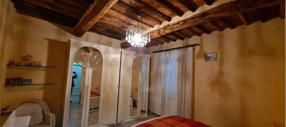 4 bedrooms House in Porcari, Italy No. 118027 13