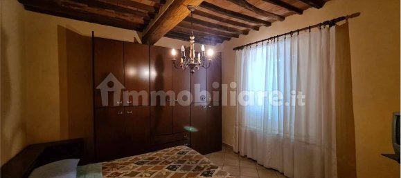 4 bedrooms House in Porcari, Italy No. 118027 12