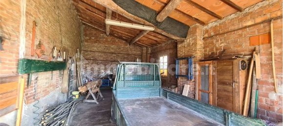 4 bedrooms House in Porcari, Italy No. 118027 17