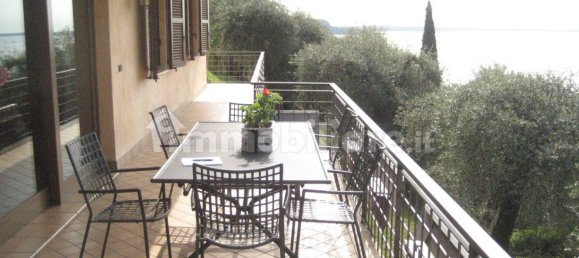 Villa T2 em Gardone Riviera, Italy N.º 126052 2