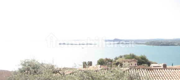 Villa T2 em Gardone Riviera, Italy N.º 126052 29